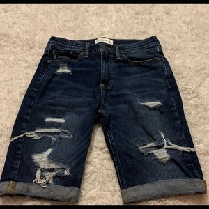 Kid Shorts.. size 13/14